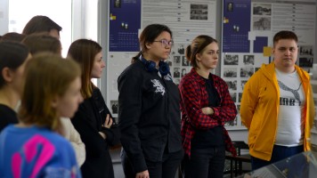 Студенты-первокурсники посмотрели фильм «Сибстрин. Ушедшие на фронт», снятый гражданско-патриотическим клубом «Поиск»