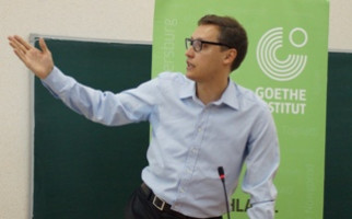 Студенты АГФ побывали на занятиях голландского профессора Ивана Невзгодина