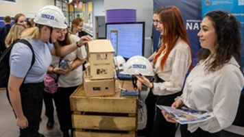 НГАСУ (Сибстрин) принял участие в работе Фестиваля науки Новосибирской области NAUKA 0+