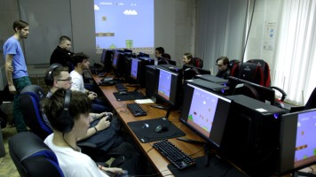 Студенты НГАСУ (Сибстрин) попробовали себя в фиджитал-спорте