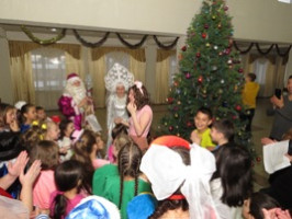 Студенты НГАСУ (Сибстрин) подарили праздник маленьким жителям Октябрьского района