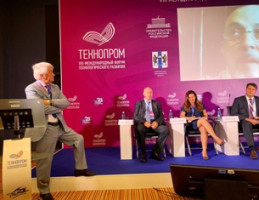 Ответ на глобальные вызовы: на «Технопроме» рассказали о работе научных центров мирового уровня