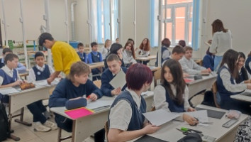 Сотрудники и студенты НГАСУ (Сибстрин) провели профориентационные мероприятия для школьников города