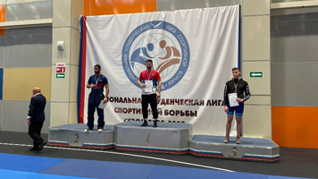 Борец Сибстрина Диан Качарава отличился на первенстве Сибири среди студентов