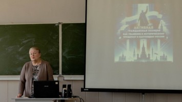 «Поэтом можешь ты не быть, но гражданином быть обязан…»